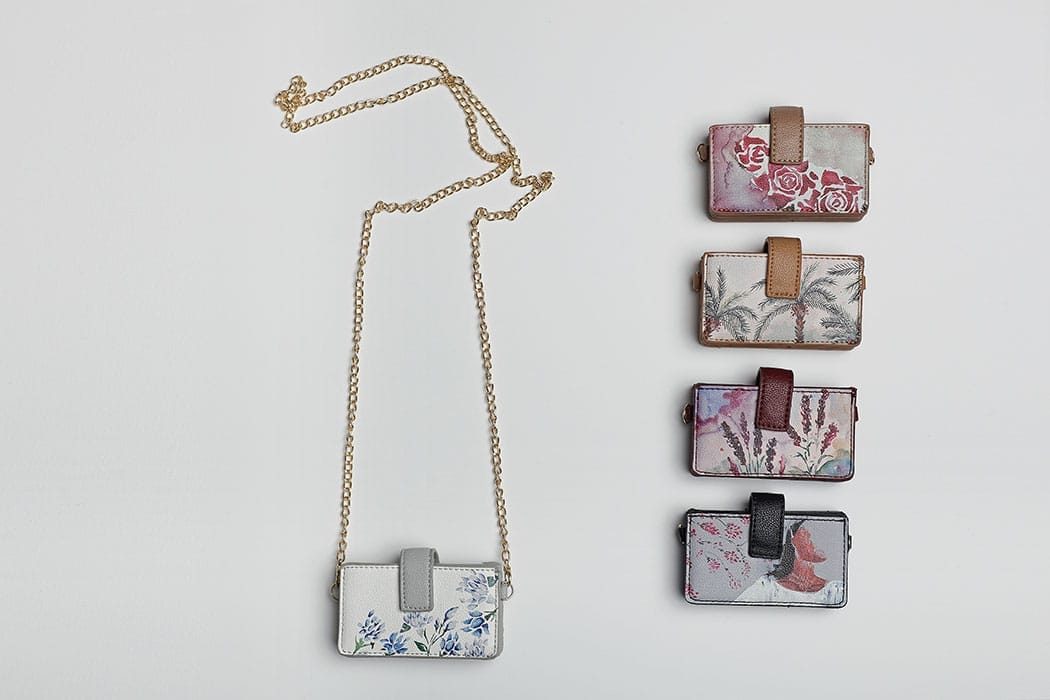 Card Holder Amina Gallery